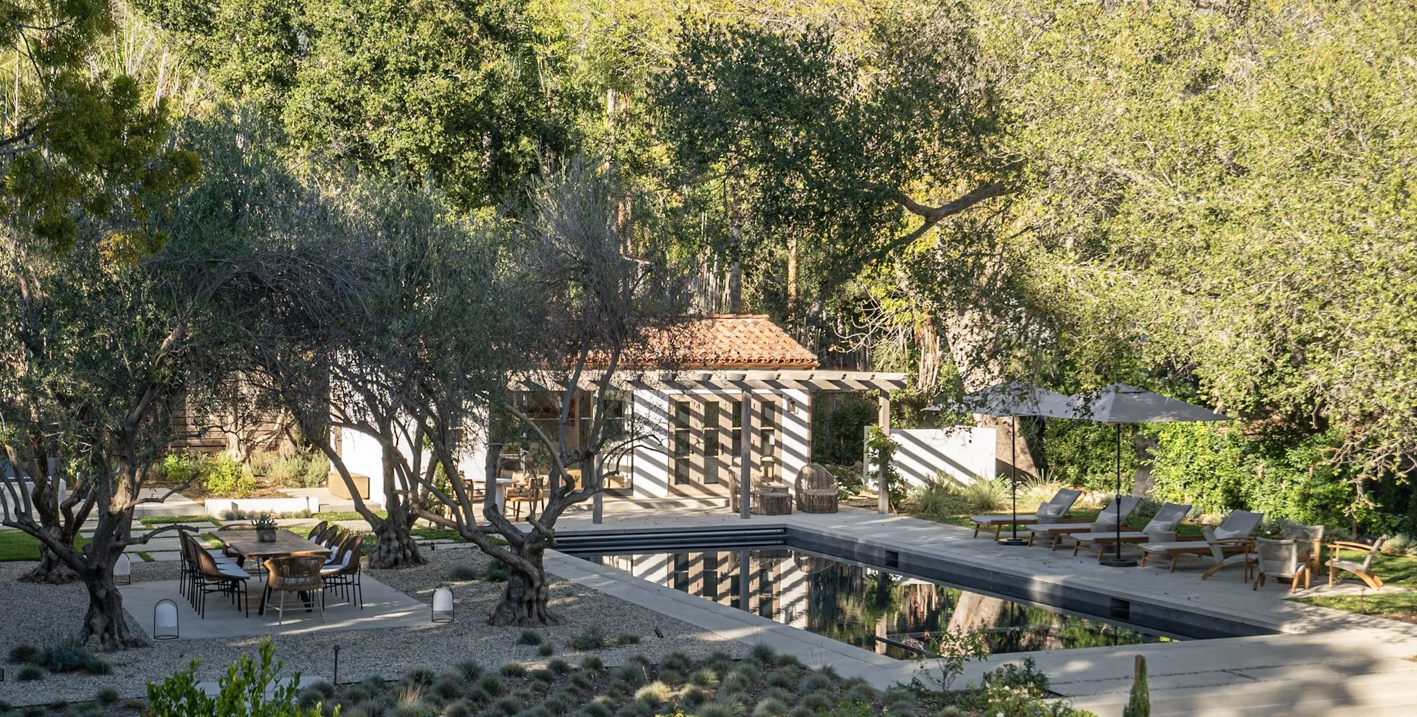 E. VALLEY HACIENDA — Becker Studios