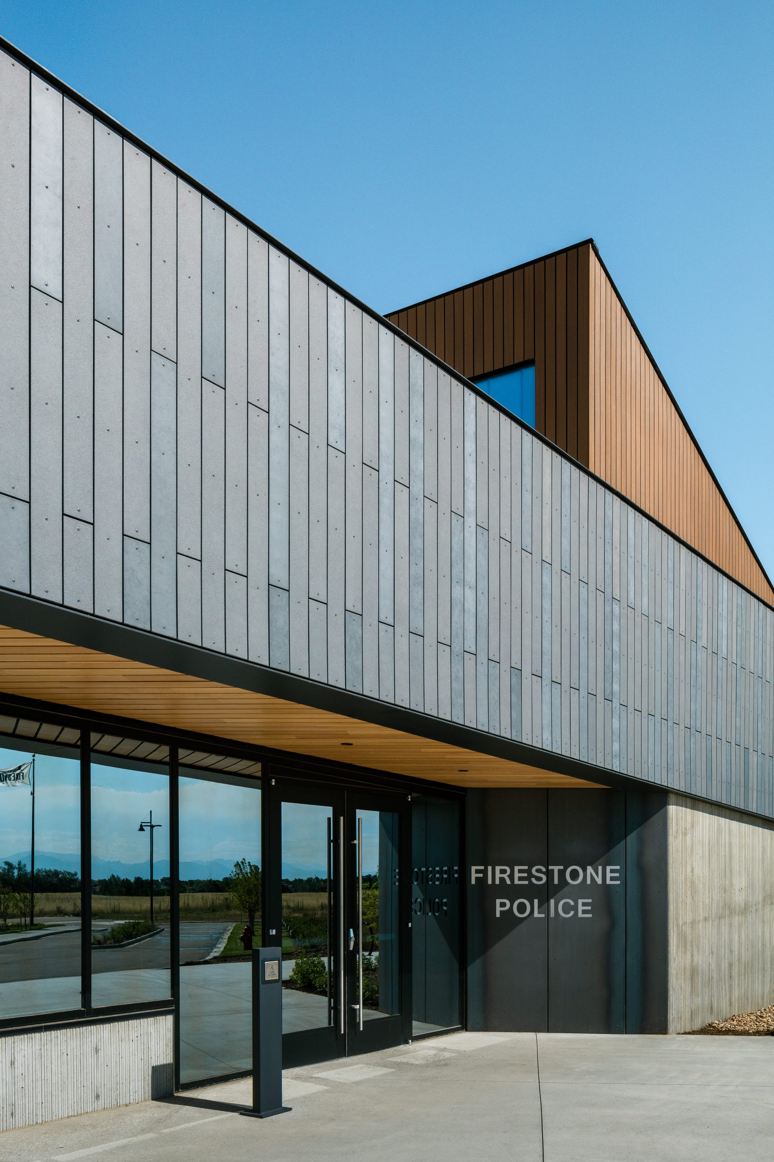 FIRESTONE POLICE DEPARTMENT & MUNICIPAL COURT — Roth Sheppard Architects