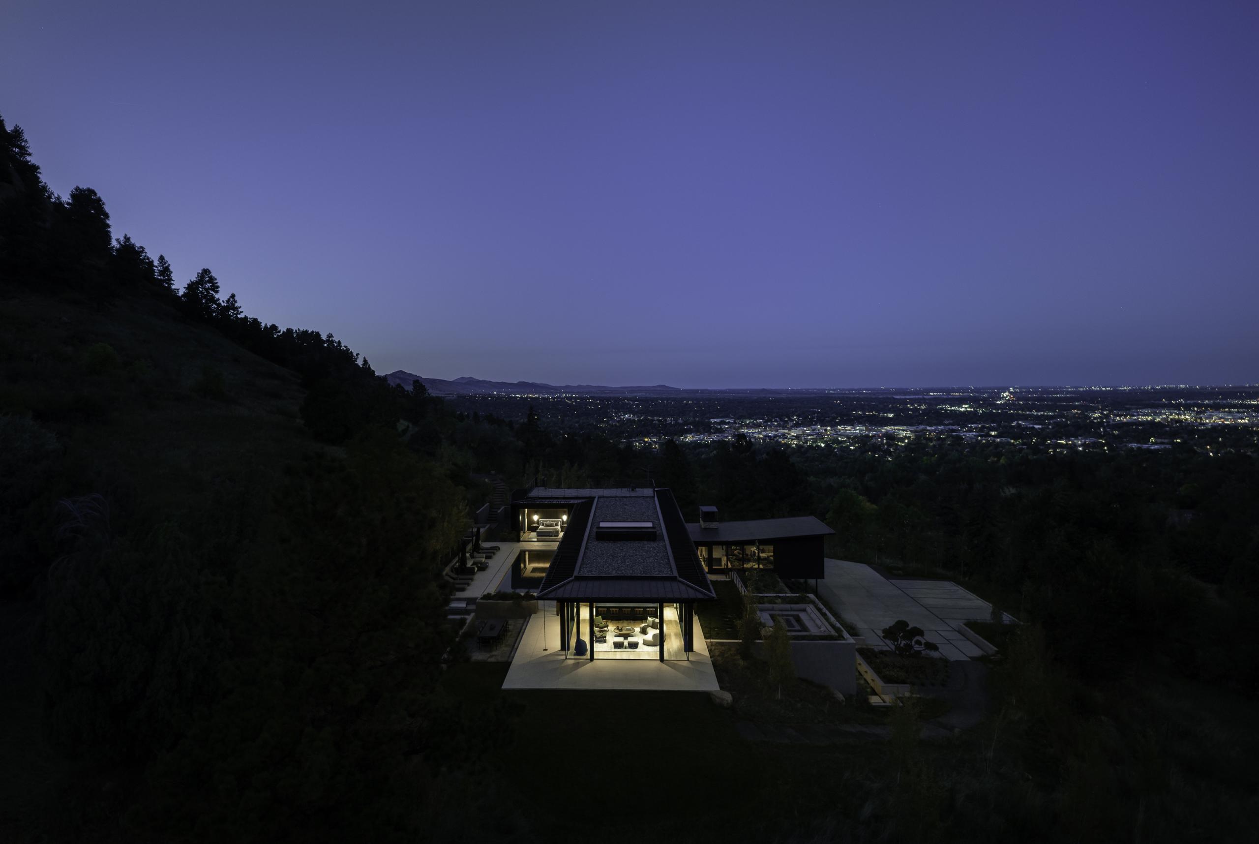 Panorama House — Studio B 