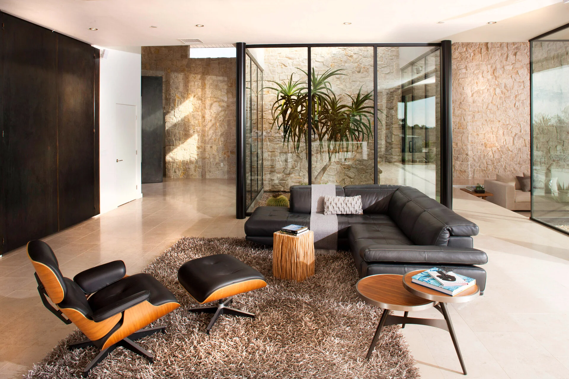 Lahaye — Nakhshab Development Design