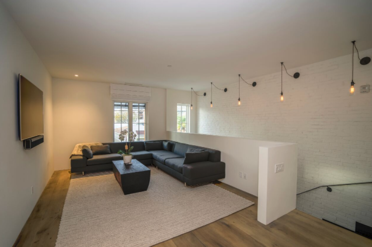 THE LOFT — Becker Studios