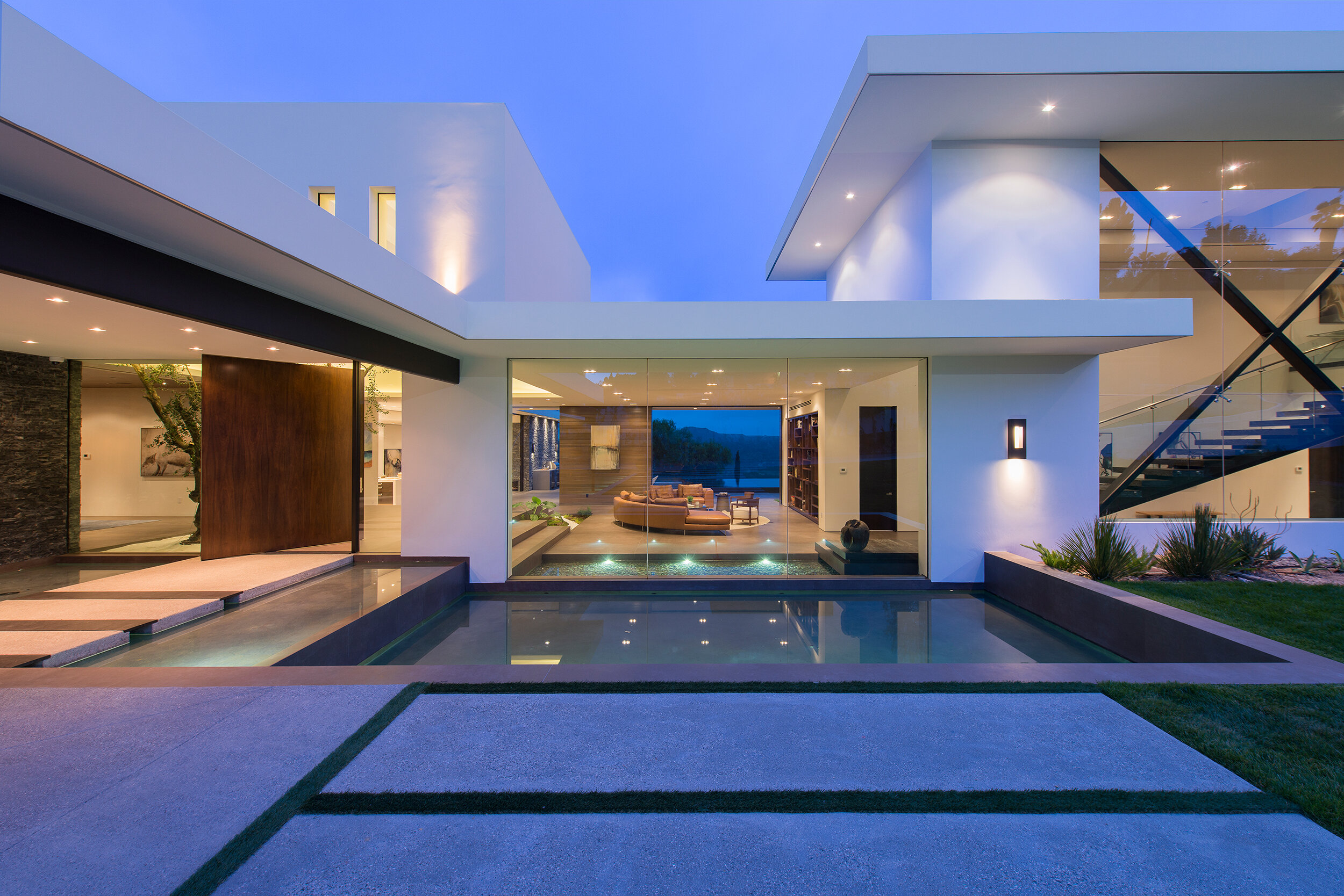 benedict canyon beverly hills custom modern home — whipple russell architects