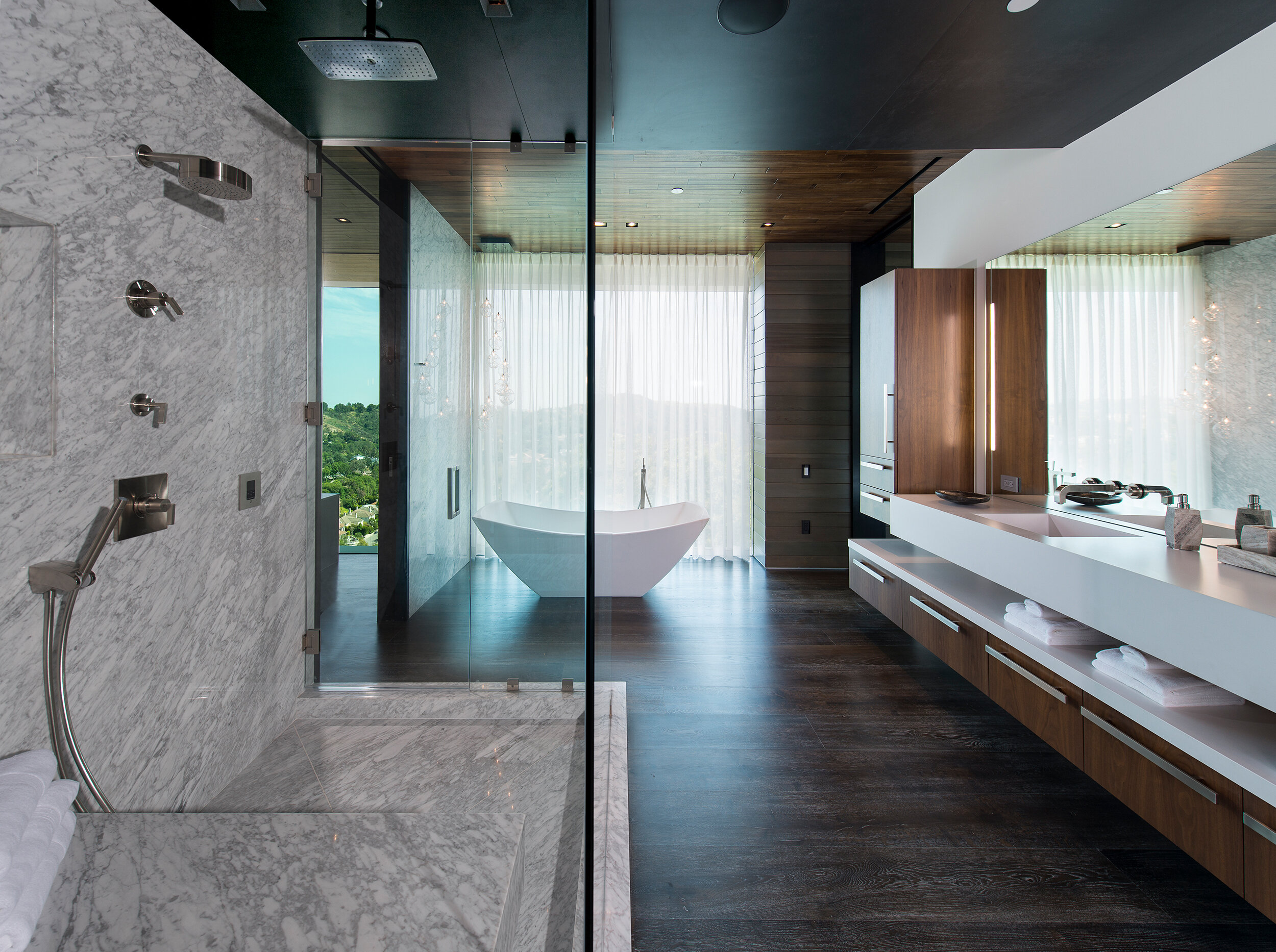 benedict canyon 2016, a west coast luxury modern home in Beverly Hills for views & outdoor living — whipple russell architects
