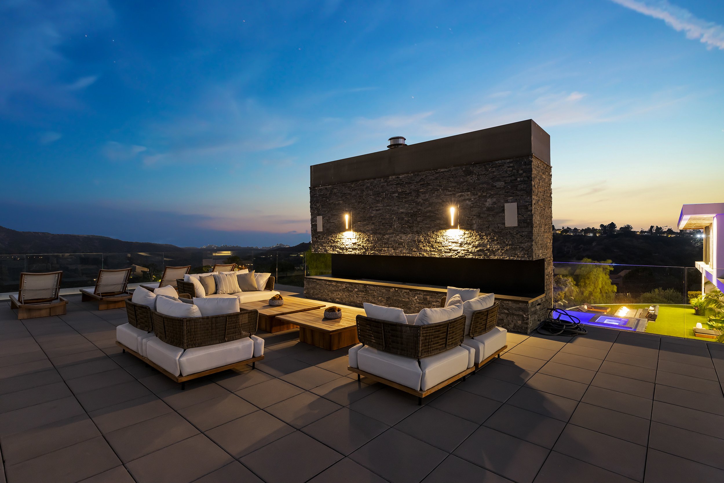 benedict canyon 2023, a modern indoor outdoor luxury resort style home in beverly hills — whipple russell architects