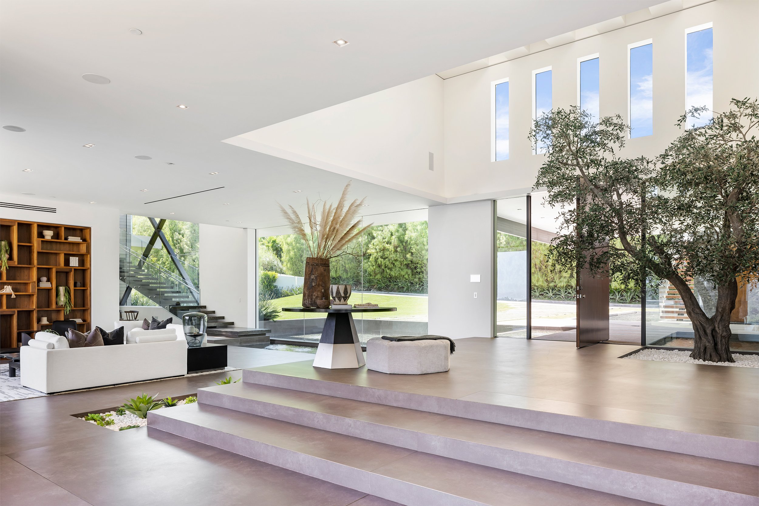benedict canyon 2023, a modern indoor outdoor luxury resort style home in beverly hills — whipple russell architects