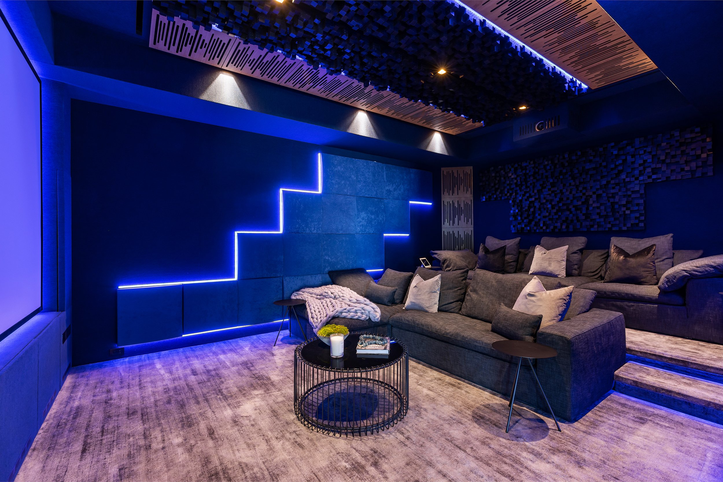 benedict canyon 2023, a modern indoor outdoor luxury resort style home in beverly hills — whipple russell architects