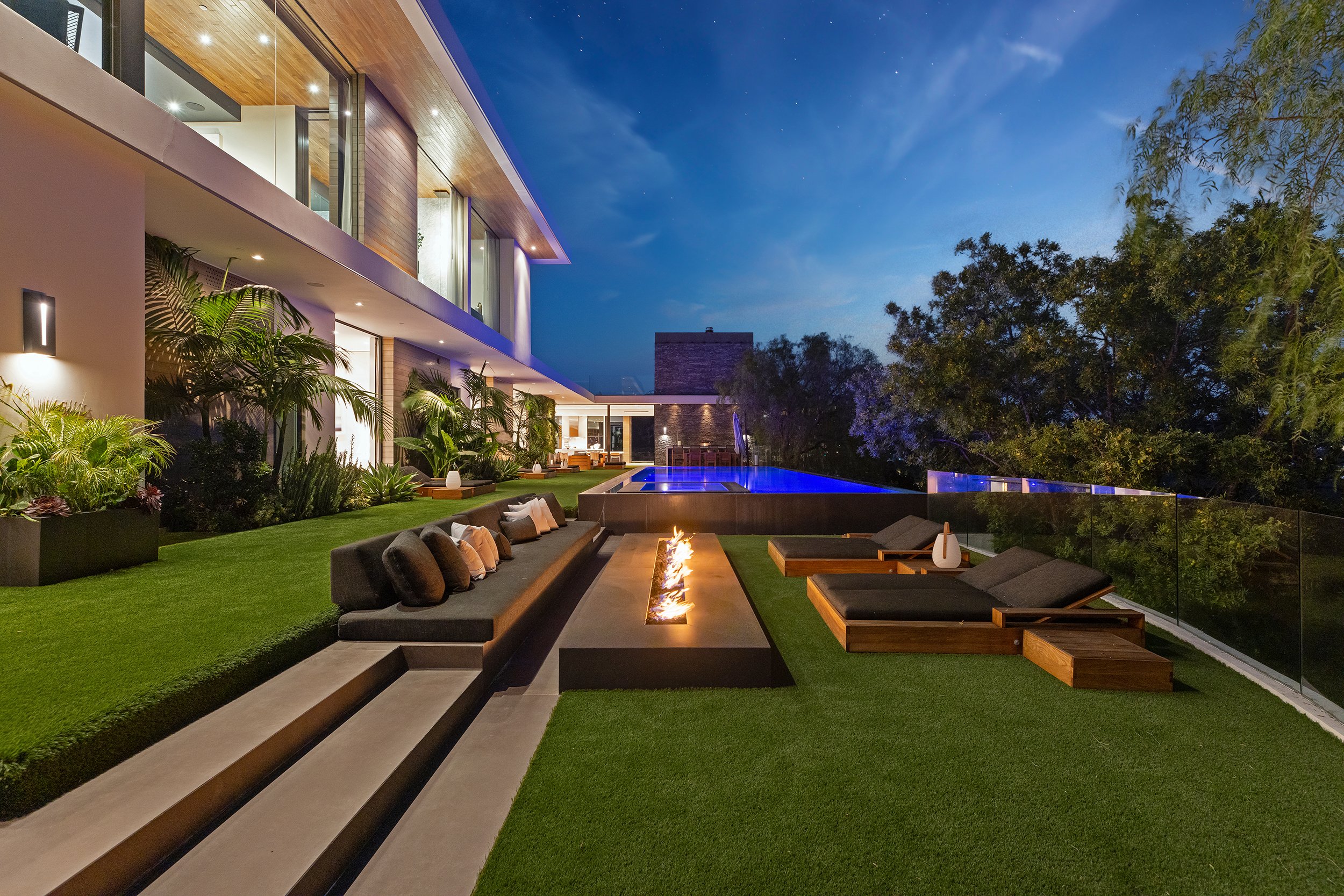 benedict canyon 2023, a modern indoor outdoor luxury resort style home in beverly hills — whipple russell architects