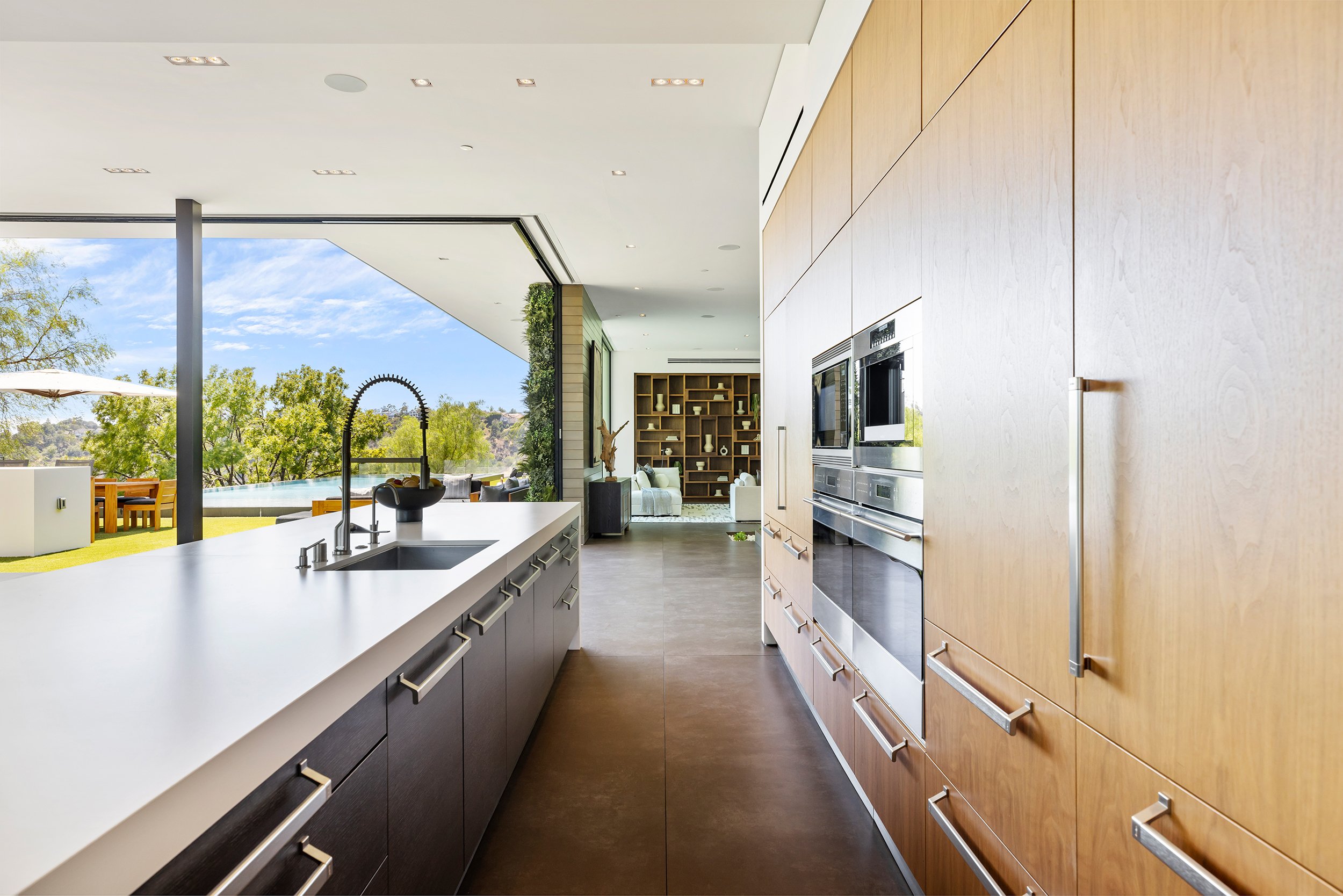 benedict canyon 2023, a modern indoor outdoor luxury resort style home in beverly hills — whipple russell architects