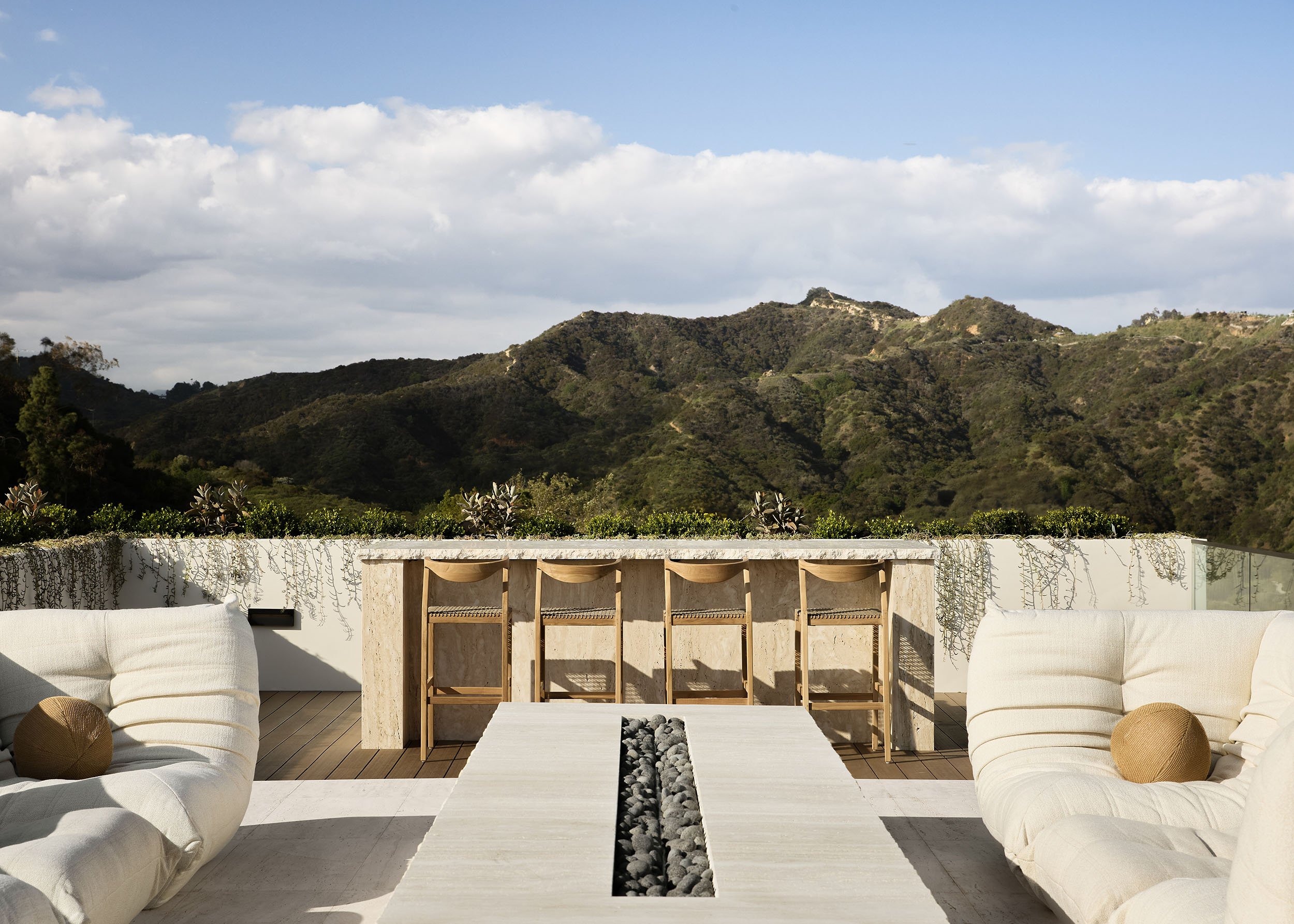 Beverly Crest Beverly Hills modern luxury terraced hillside home — whipple russell architects