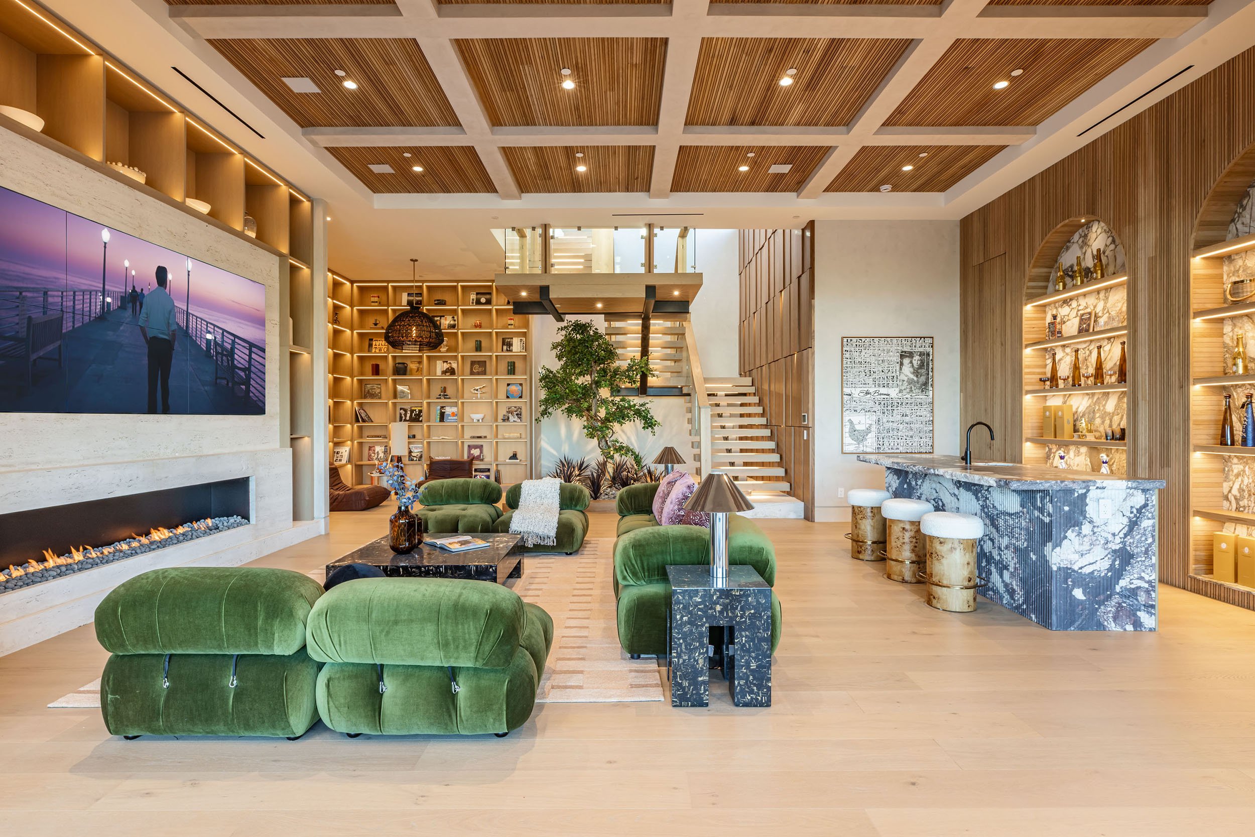Beverly Crest Beverly Hills modern luxury terraced hillside home — whipple russell architects