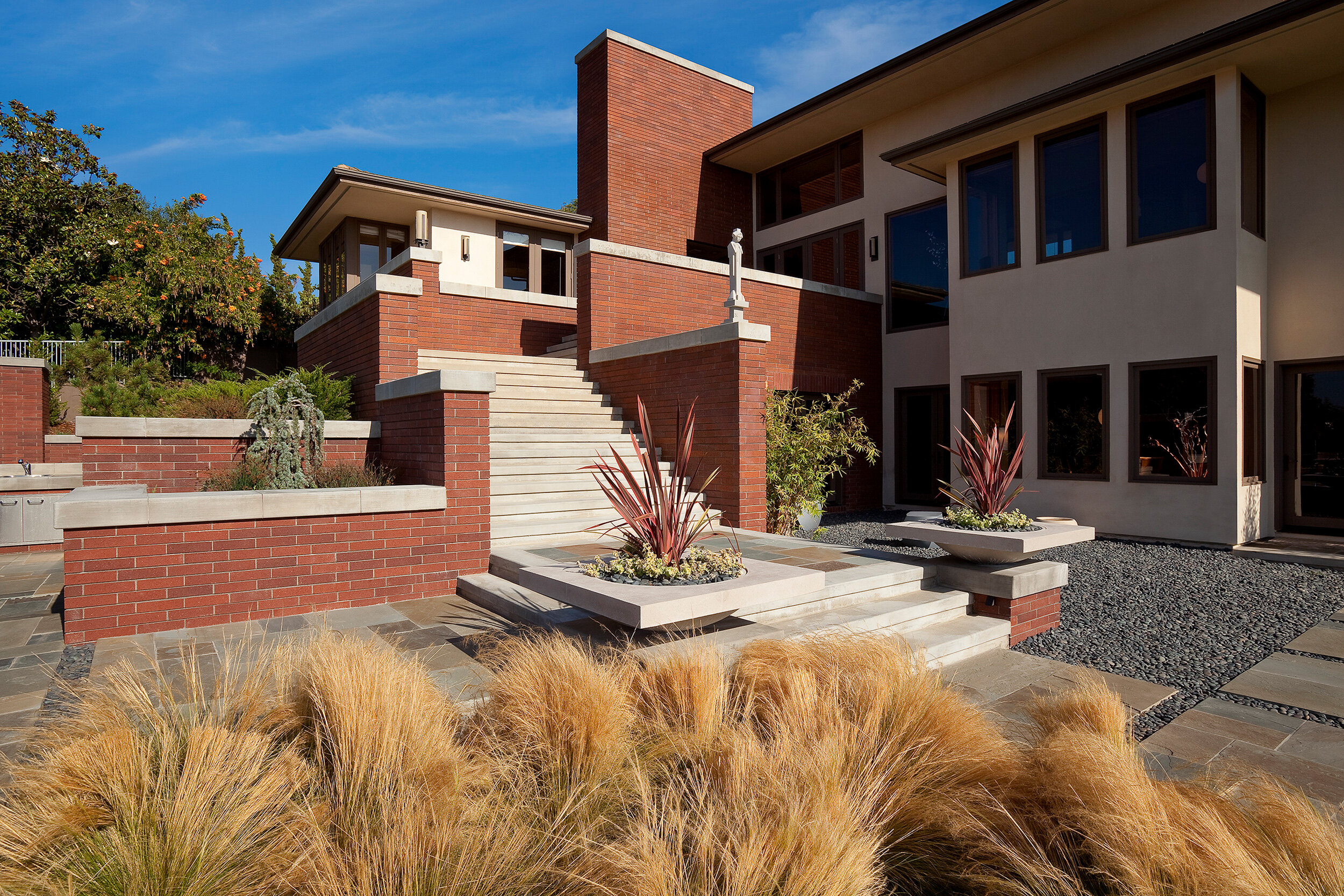 buckskin drive, a luxury prairie modern home in laguna hills in a design nod to frank lloyd wright — whipple russell architects