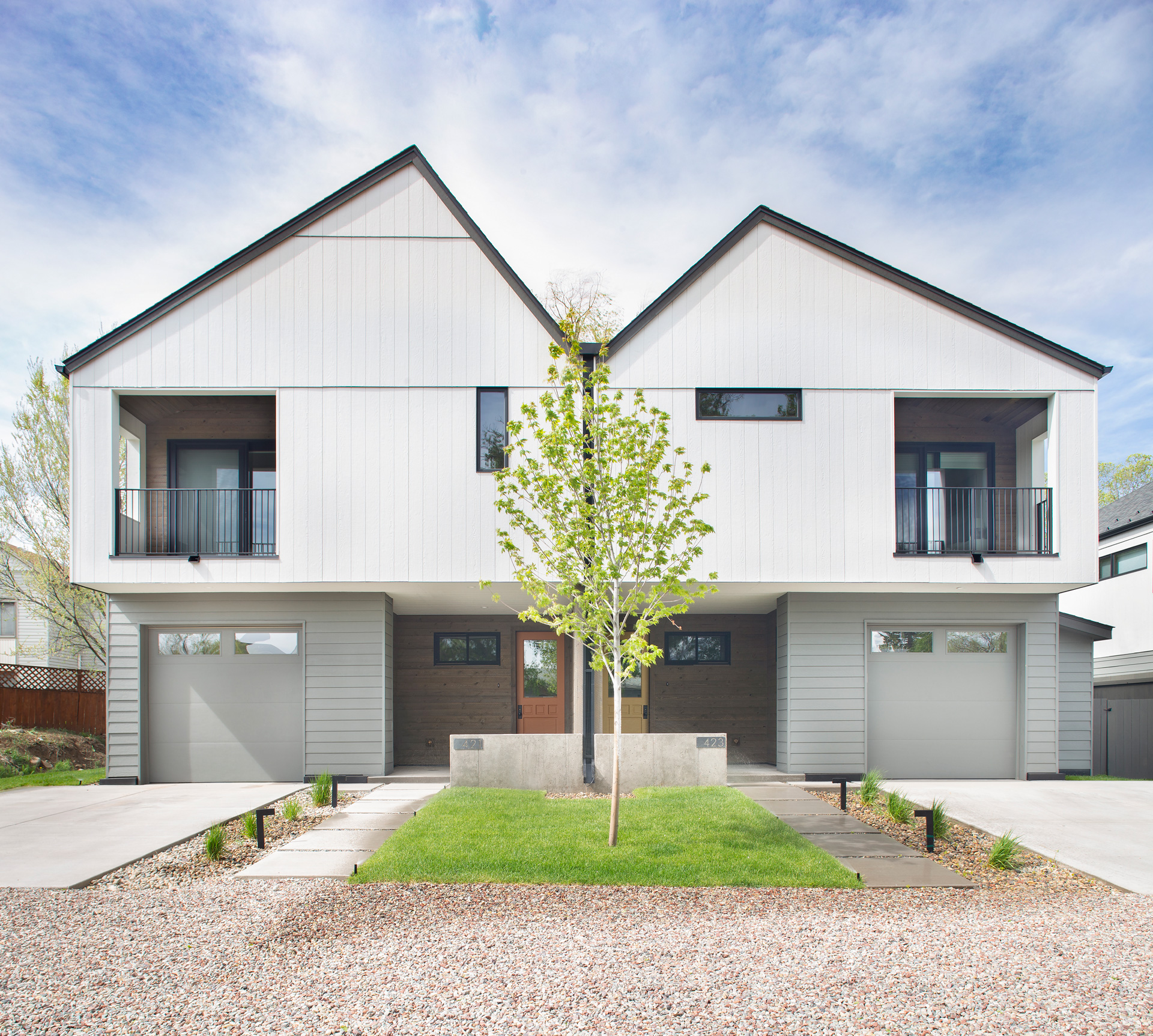 BROTHERS HOUSING — bldg seed architects