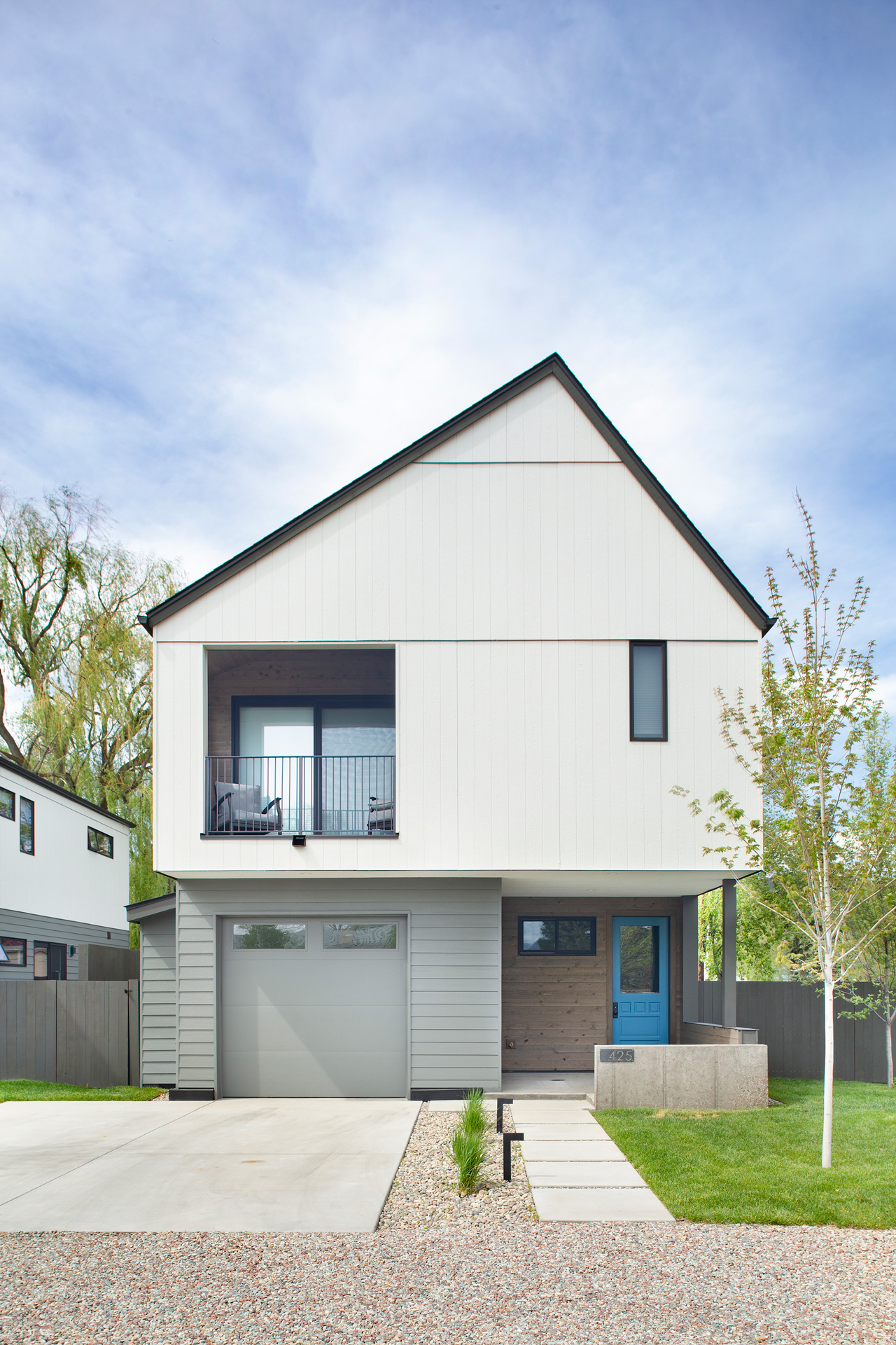 BROTHERS HOUSING — bldg seed architects