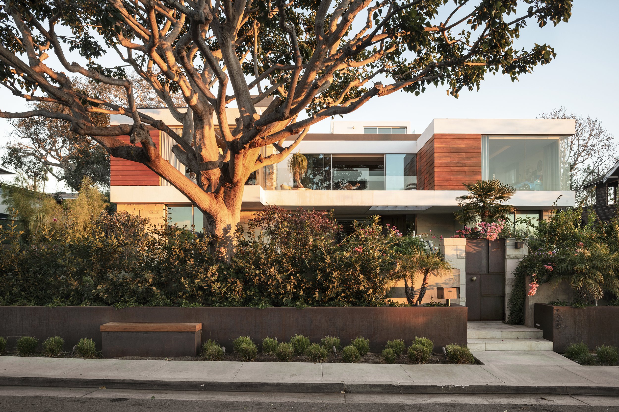 bundy drive, a modern resort style home with luxury entertainment spaces in brentwood, la — whipple russell architects