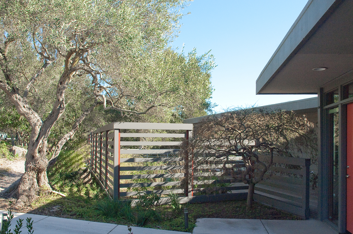 *burdeck dr residence — building Lab