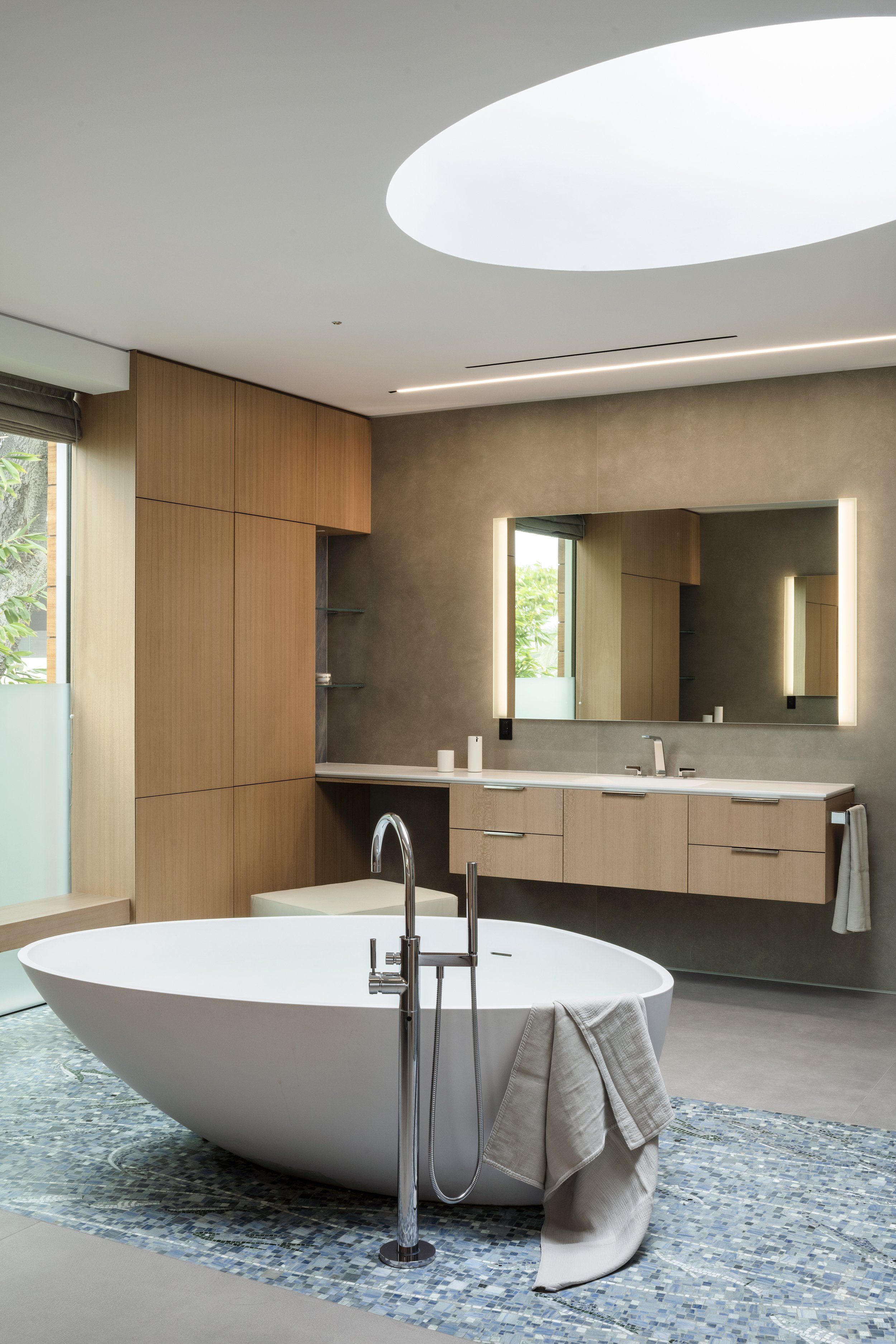coral house, a luxury resort style santa monica home with teak accents, glass walls & pool — whipple russell architects