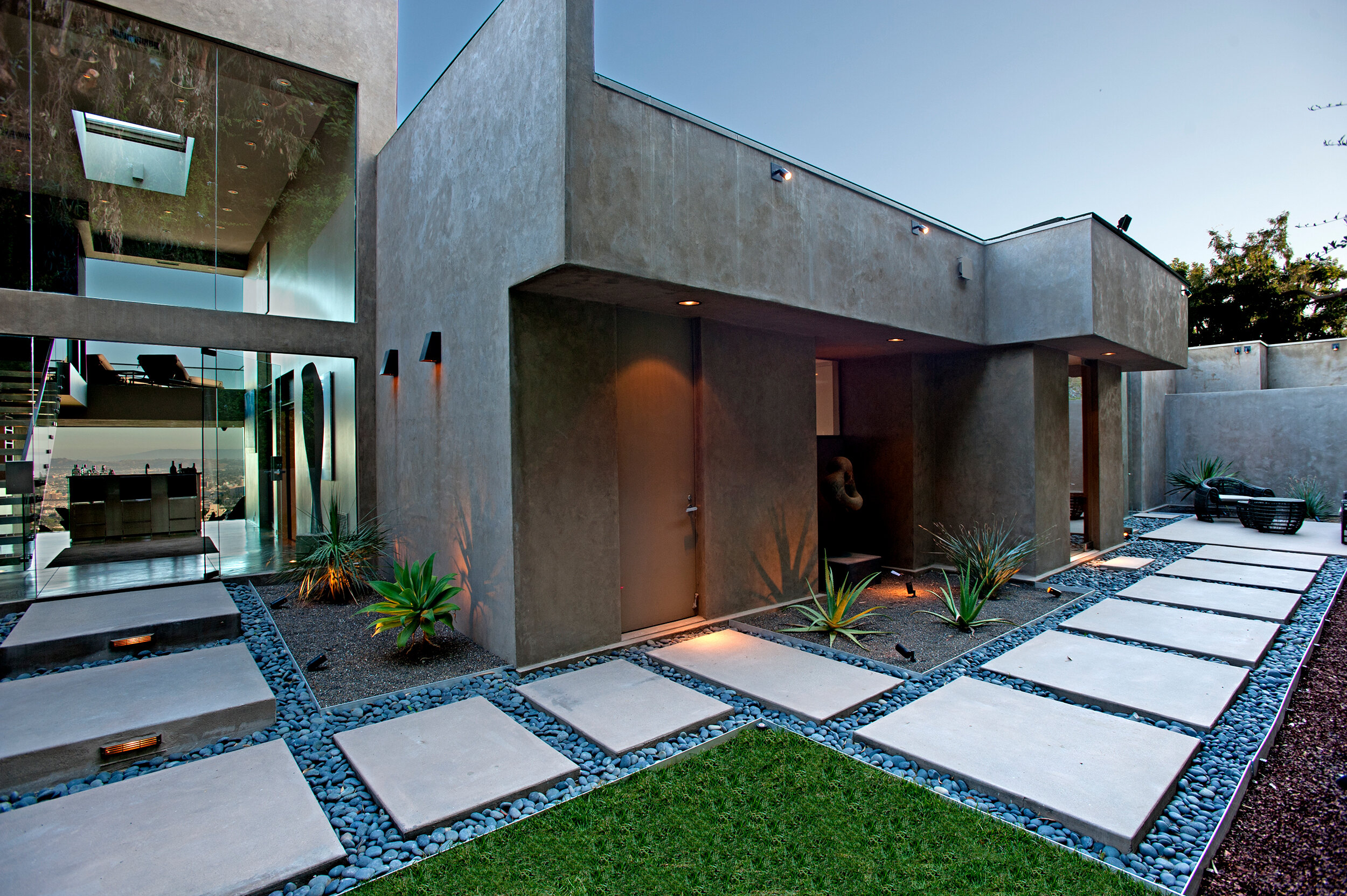 cordell drive, a modern luxury hillside home with pool & views from high up in the hollywood hills — whipple russell architects