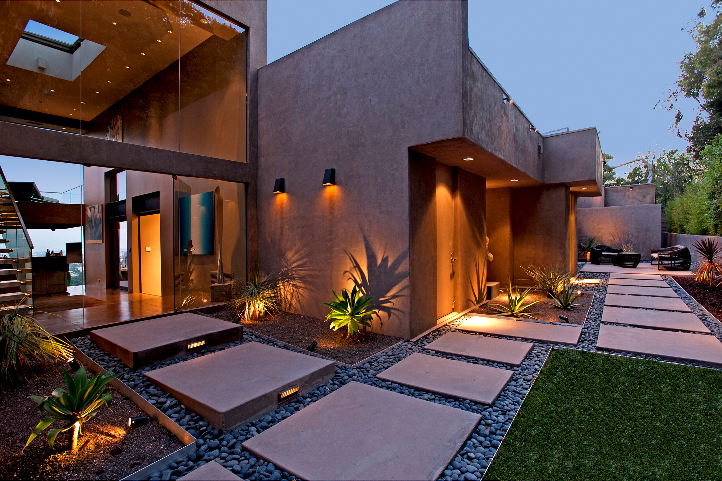 cordell drive, a modern luxury hillside home with pool & views from high up in the hollywood hills — whipple russell architects