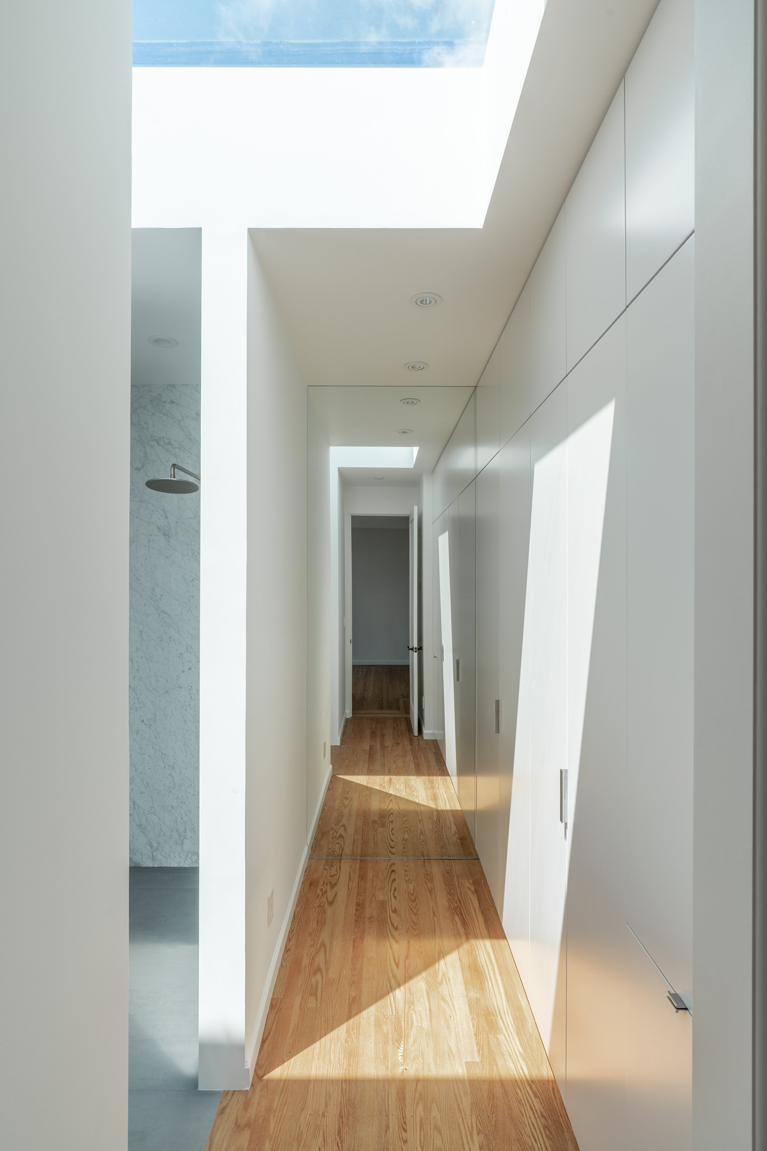 el sereno court residence — building Lab
