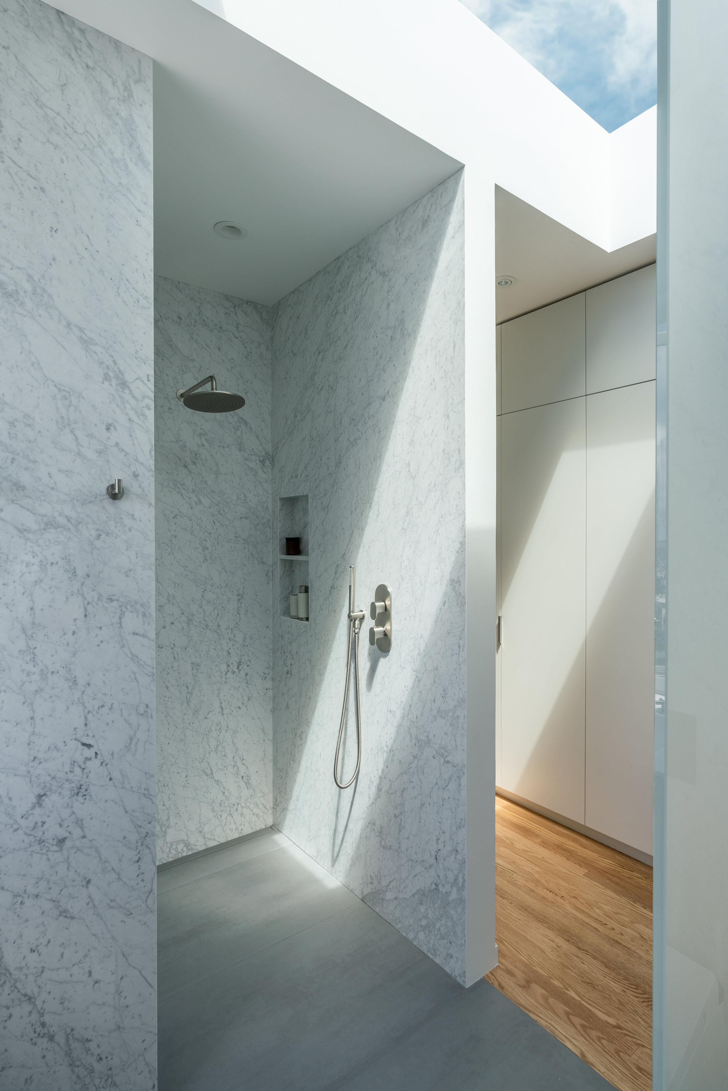 el sereno court residence — building Lab