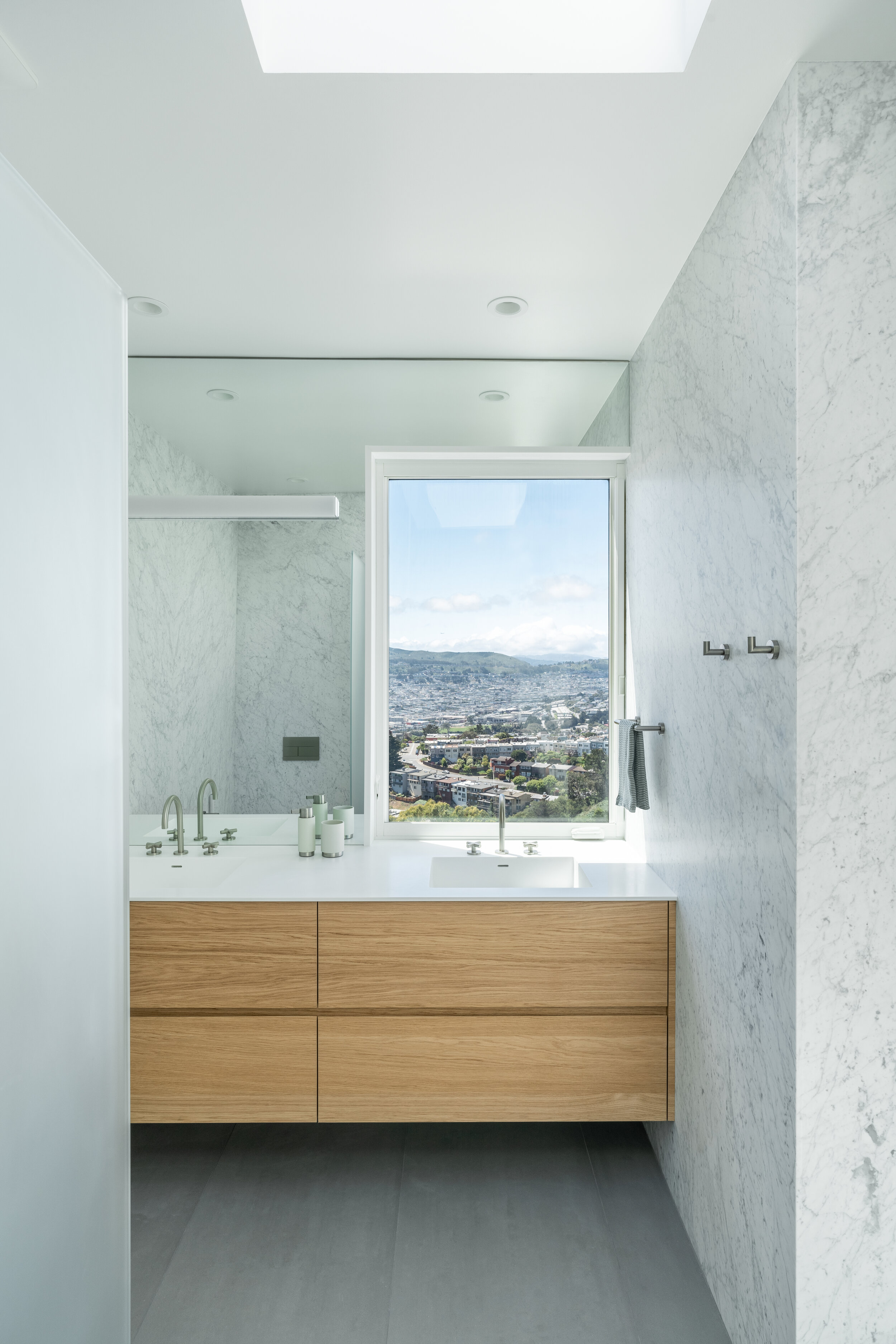 el sereno court residence — building Lab
