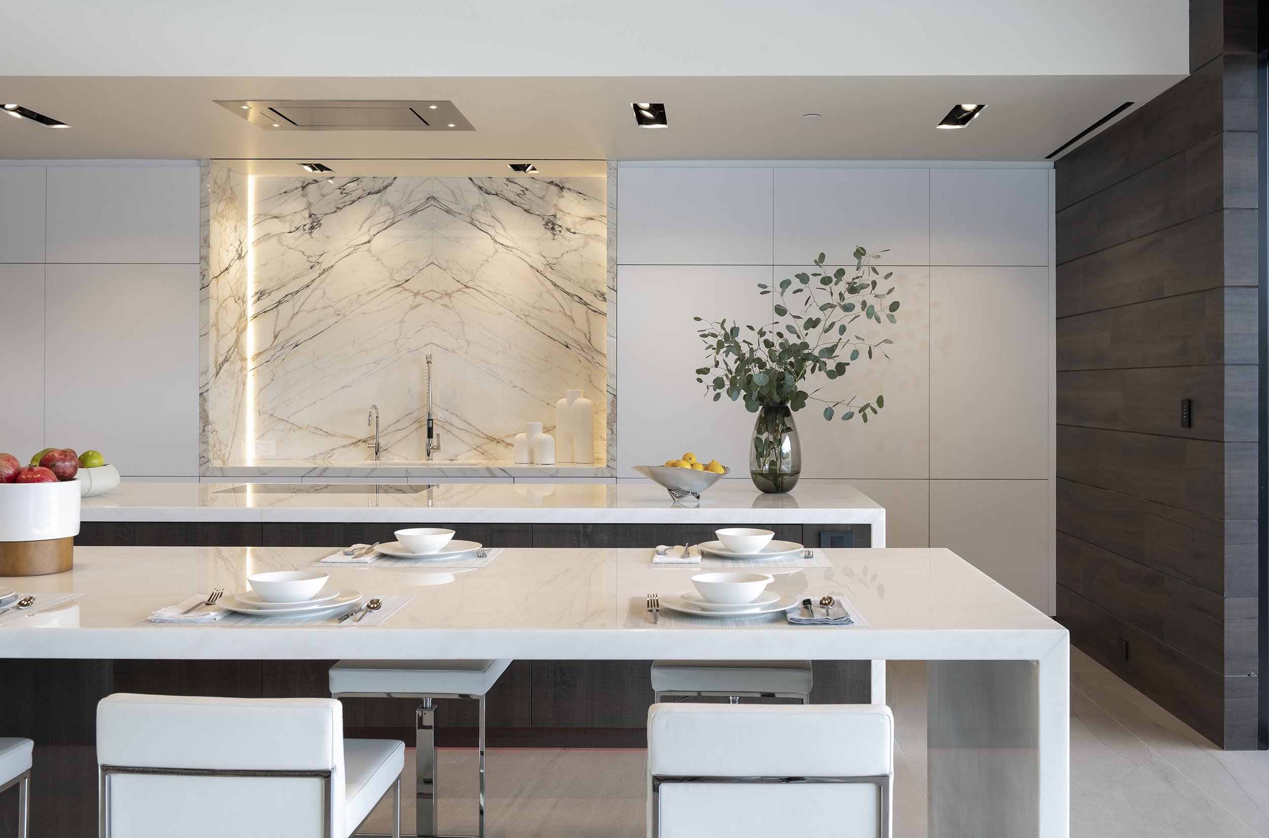 Designing Custom Modern Luxury Homes for Resort Style Living — whipple russell architects
