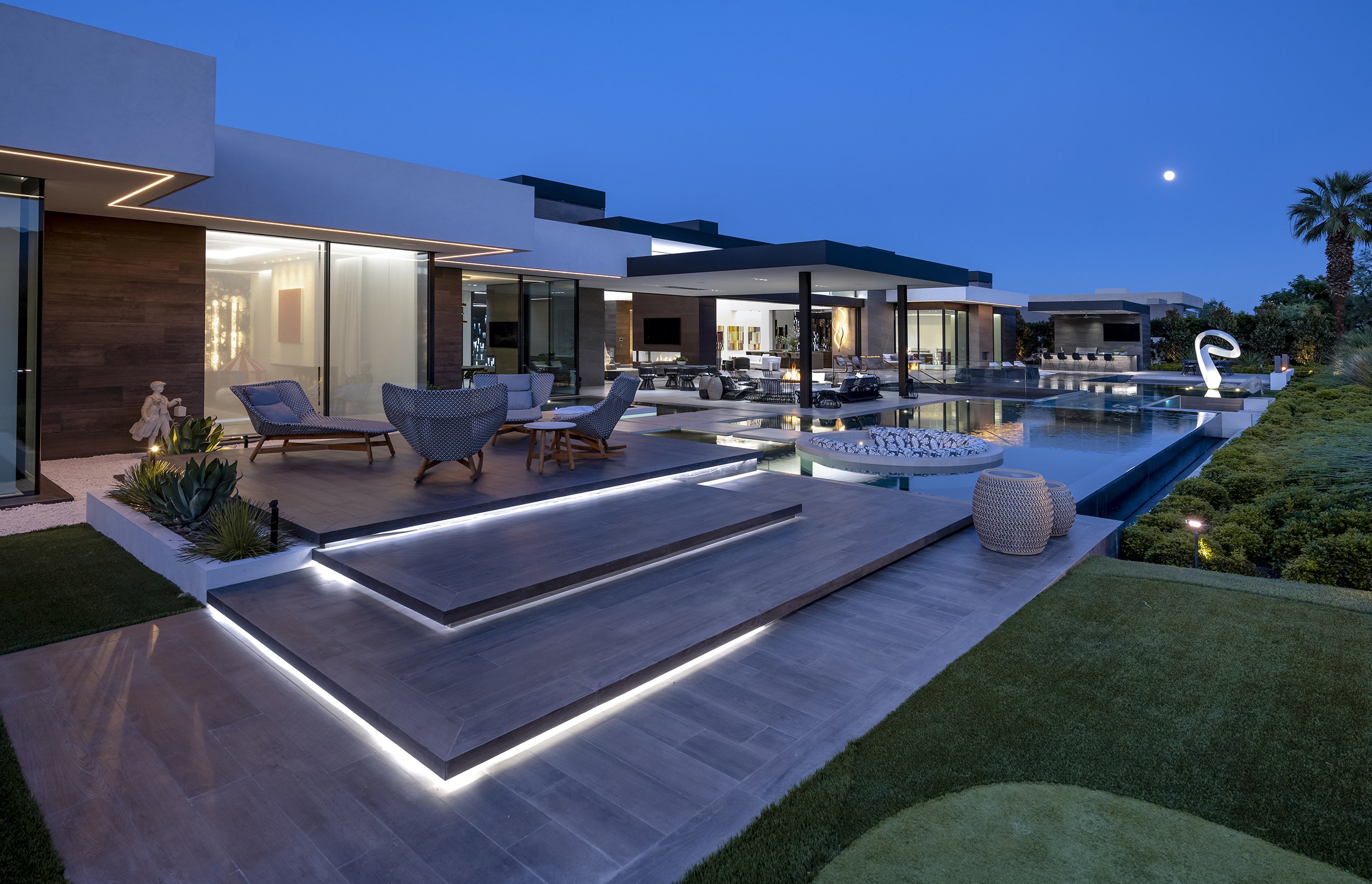 Designing Custom Modern Luxury Homes for Resort Style Living — whipple russell architects