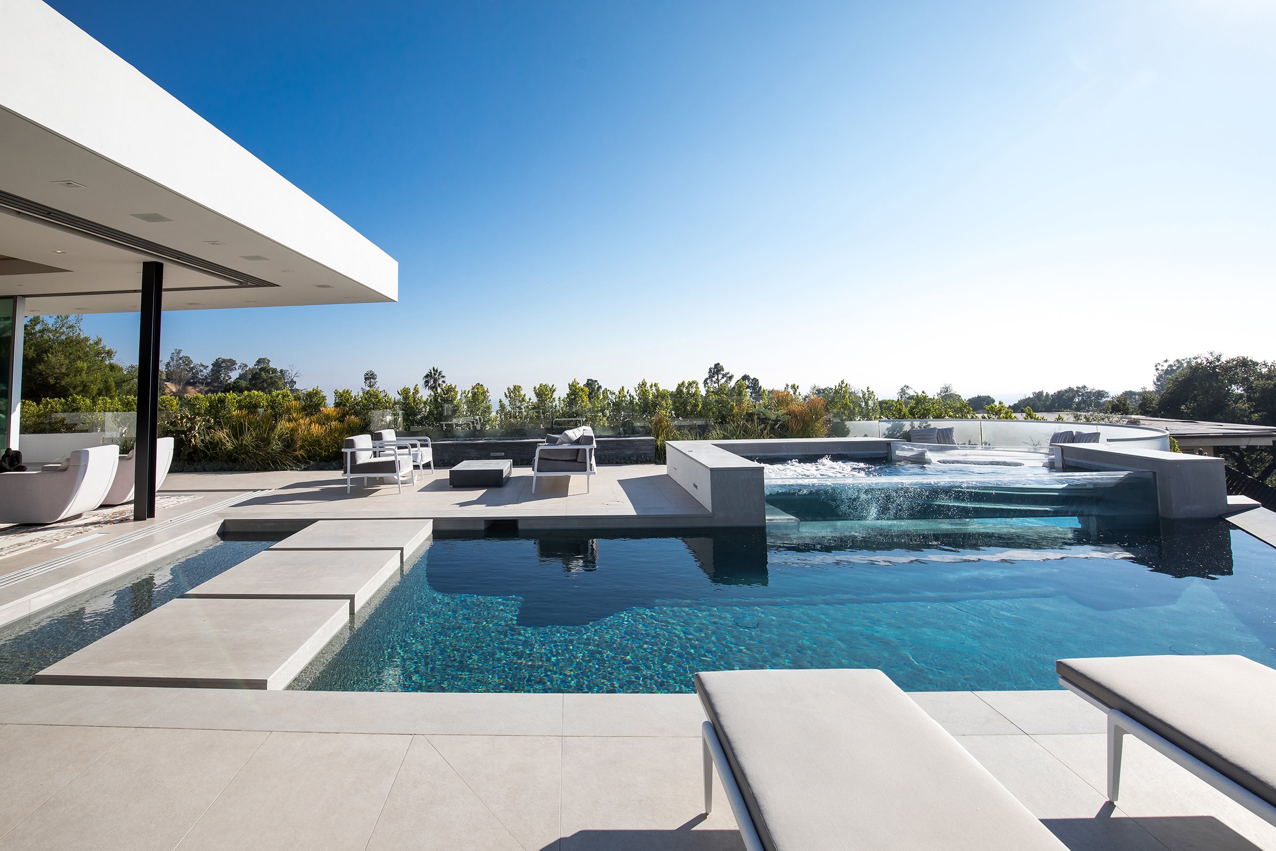 Designing Custom Modern Luxury Homes for Resort Style Living — whipple russell architects