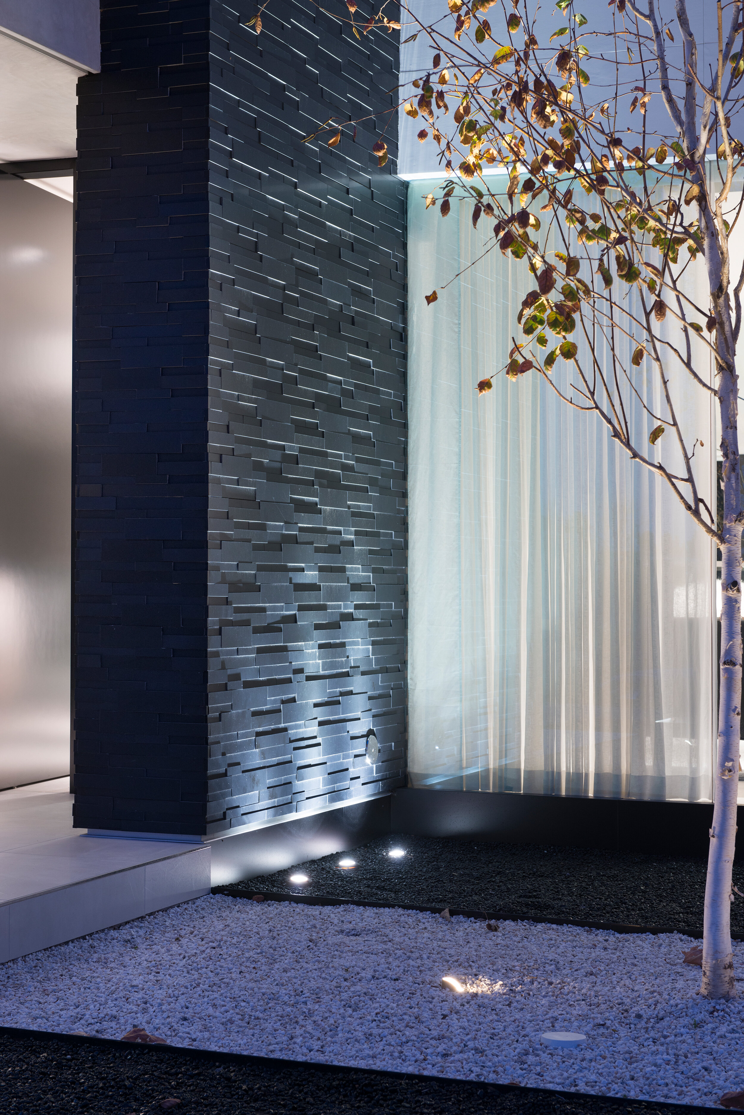 georgina avenue, a luxury live/work loft style home in santa monica with modern skylit atrium — whipple russell architects