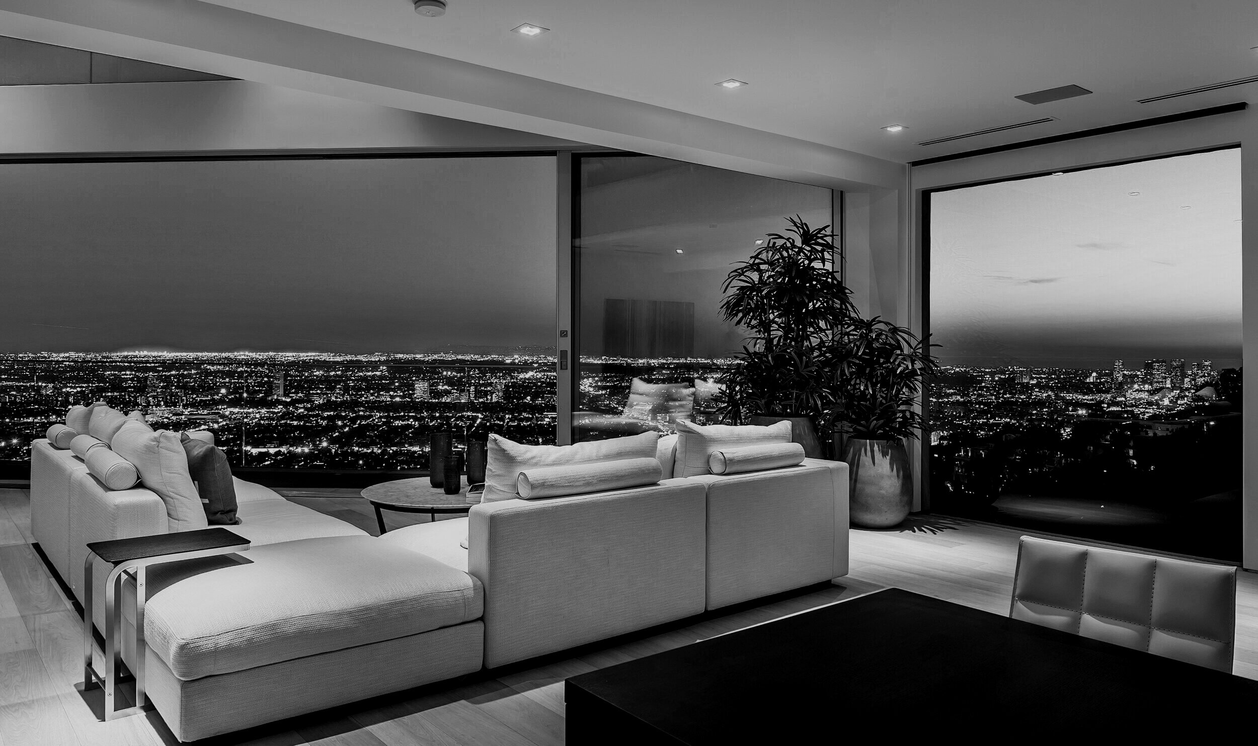 grand view drive, a modern indoor outdoor hollywood hills home with roof deck & expansive views — whipple russell architects