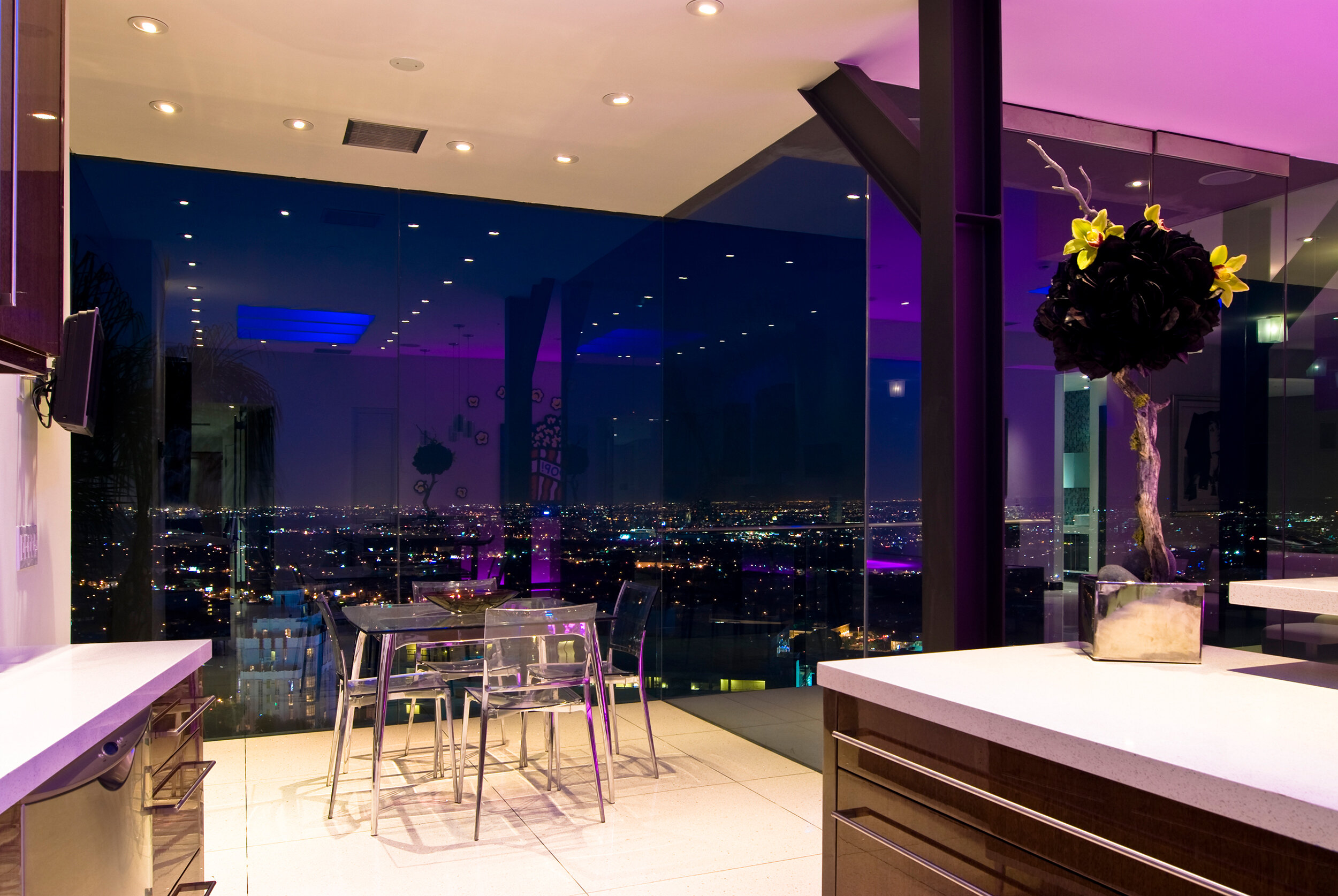 harold way, an ultra modern hollywood hills home with luxury glass walls for panoramic city views — whipple russell architects