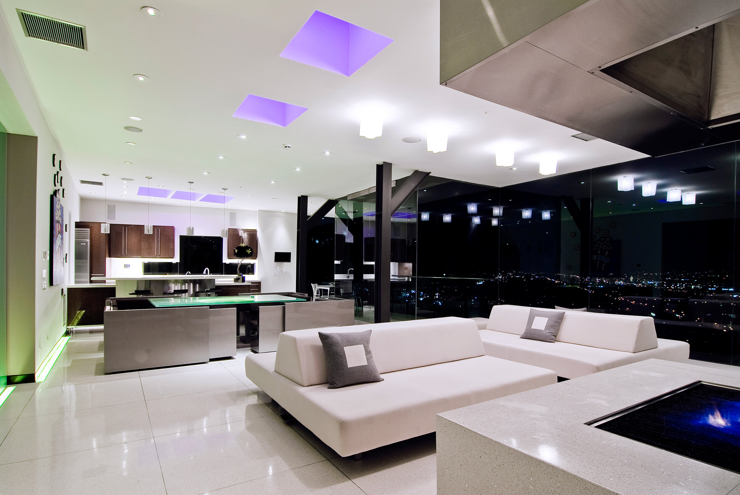 harold way, an ultra modern hollywood hills home with luxury glass walls for panoramic city views — whipple russell architects