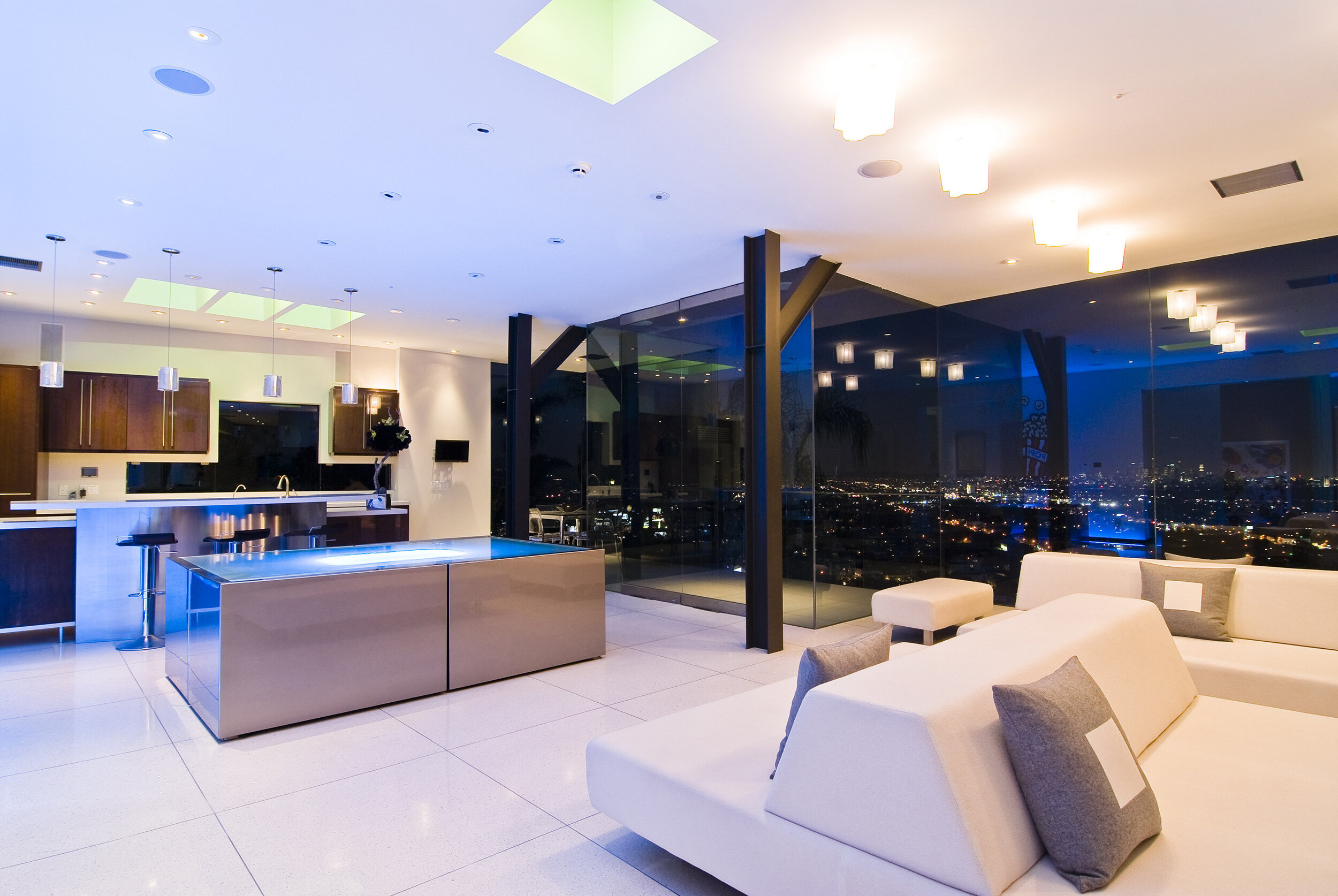 harold way, an ultra modern hollywood hills home with luxury glass walls for panoramic city views — whipple russell architects