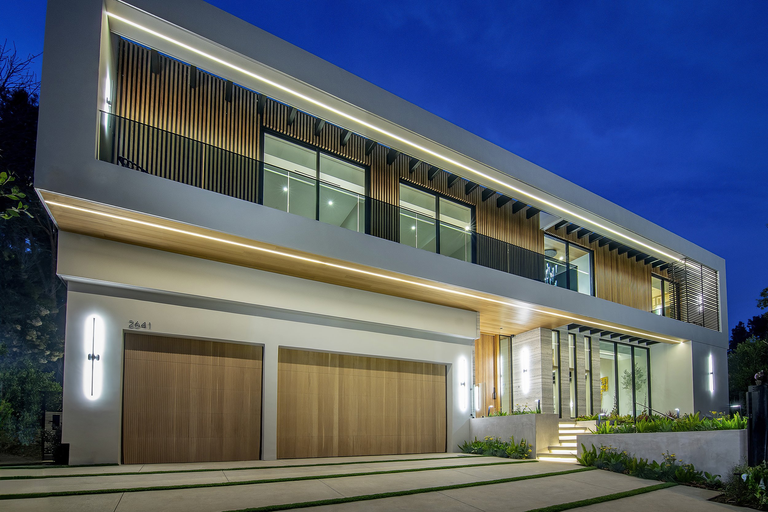 hutton drive 2641, a modern indoor outdoor beverly hills home with luxury saltwater pool — whipple russell architects