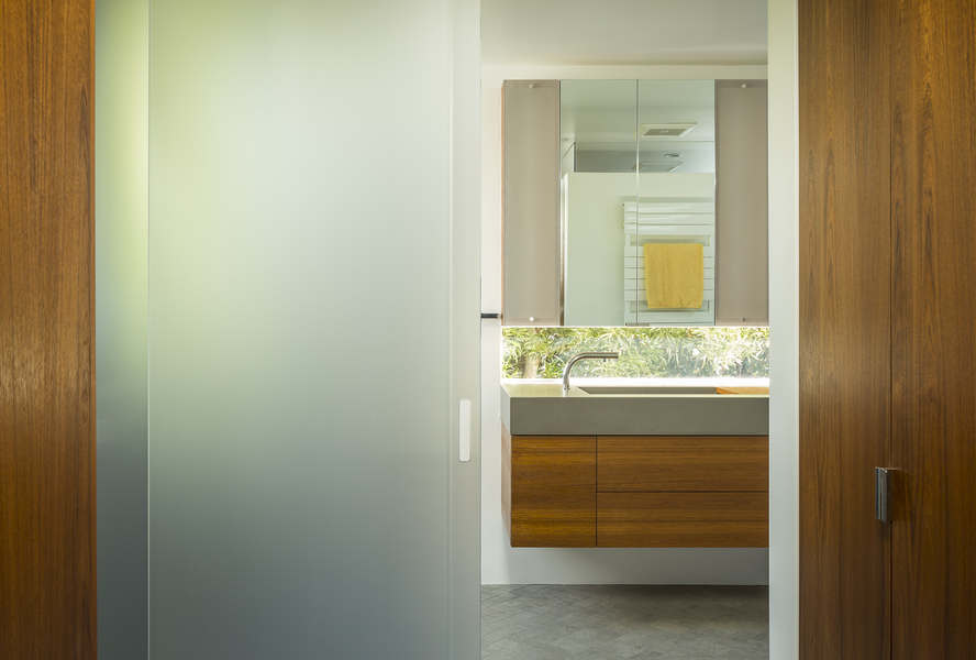 larkin st residence master bath — building Lab