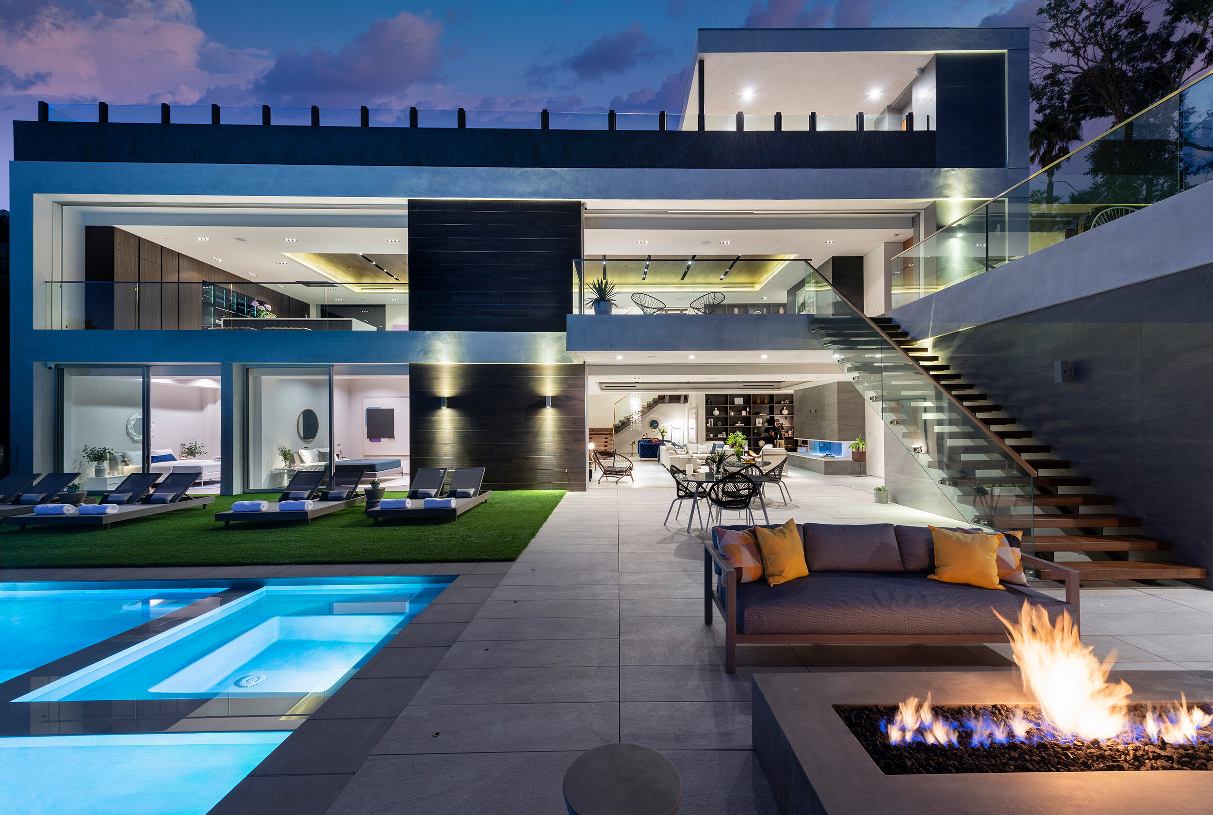los tilos, a modern terraced hollywood hills home with luxury jetliner views — whipple russell architects