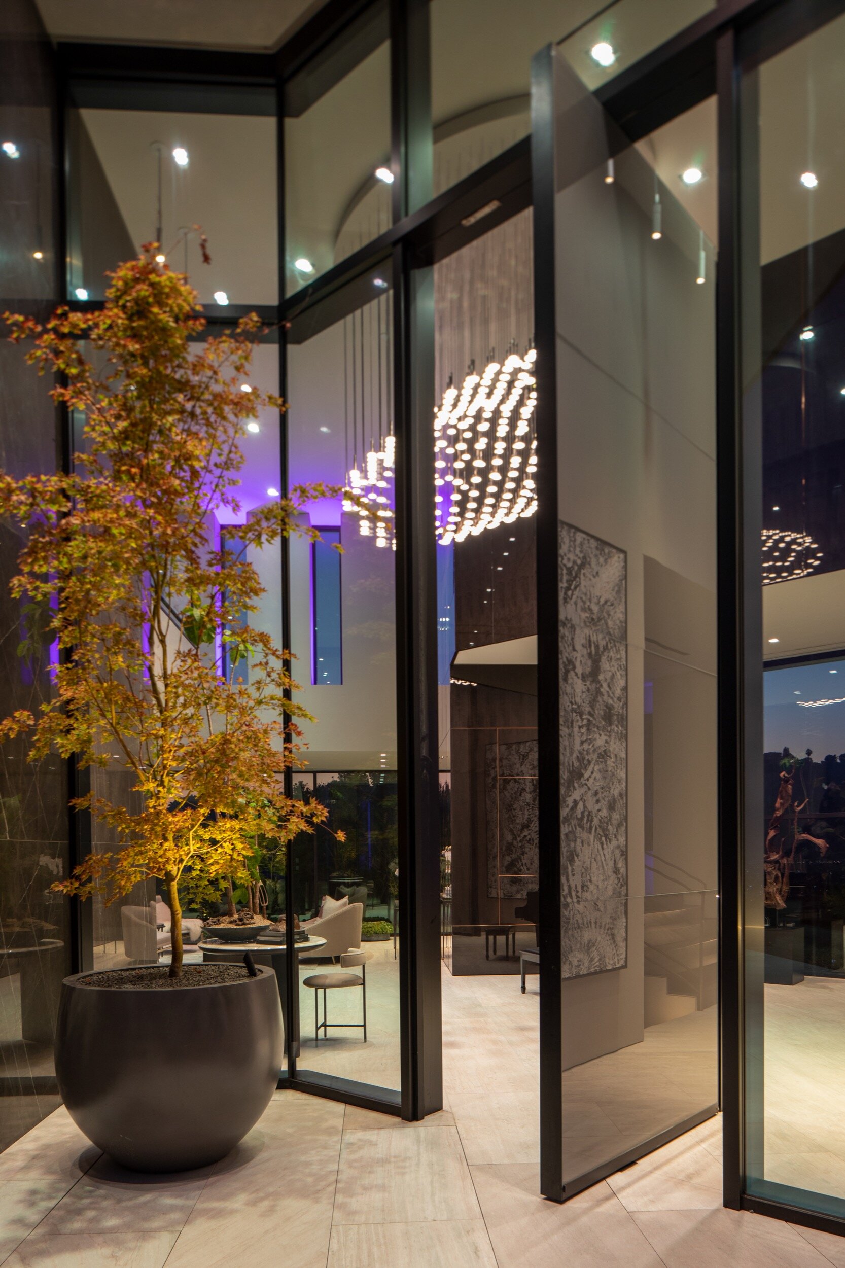 summitridge drive, a luxury hilltop estate in beverly hills with rooftop spa & guest house — whipple russell architects