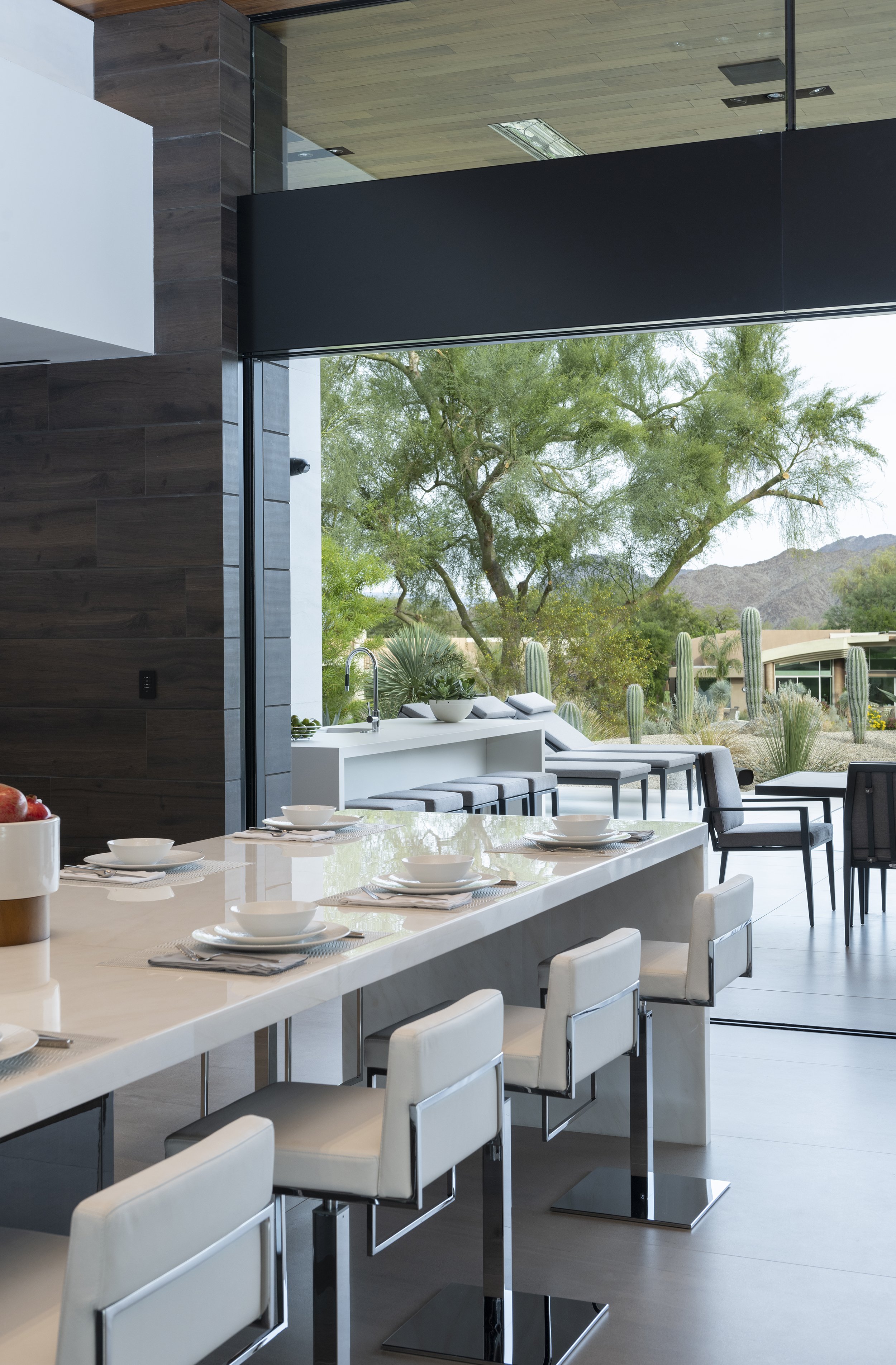 modern Palm Desert bighorn home — whipple russell architects