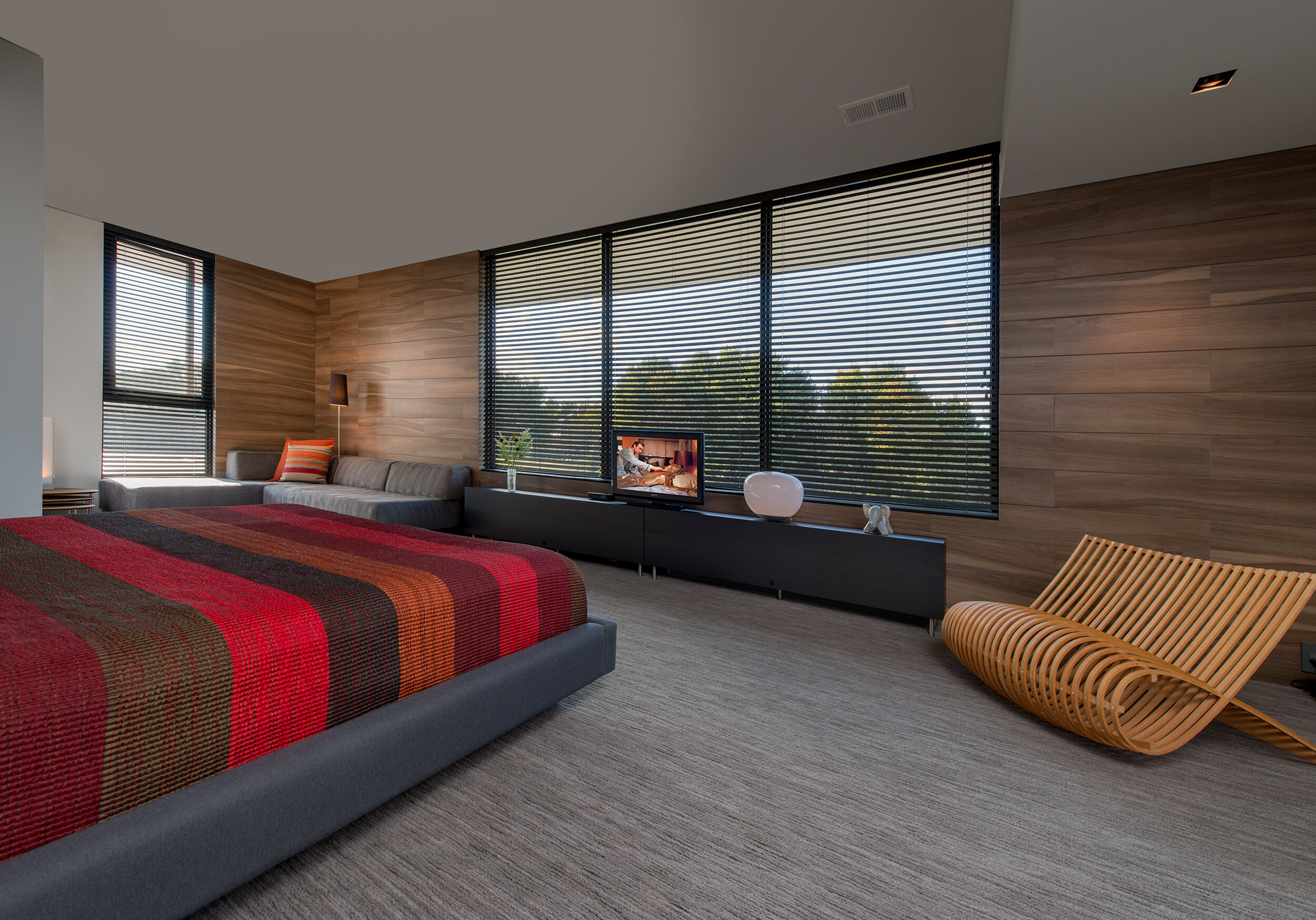 walker road, a modern family home in great falls, va with luxury geo — whipple russell architects
